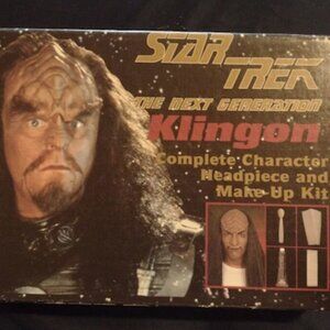 Vintage 1994 Star Trek The Next Generation Klingon Headpiece and Make-Up Kit